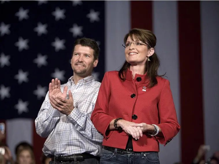 Sarah Palin’s Path: A Tale of Politics, Passion, and Perseverance